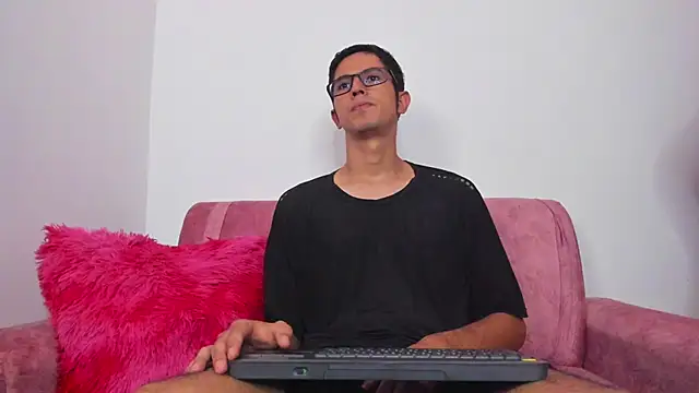 Ethan Sai    online show from December 14, 2024, 12:11 am