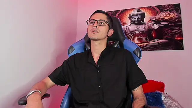 Ethan Sai    online show from February 25, 2025, 6:01 pm