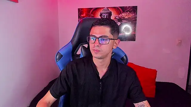 Ethan Sai    online show from November 5, 2025, 12:47 am