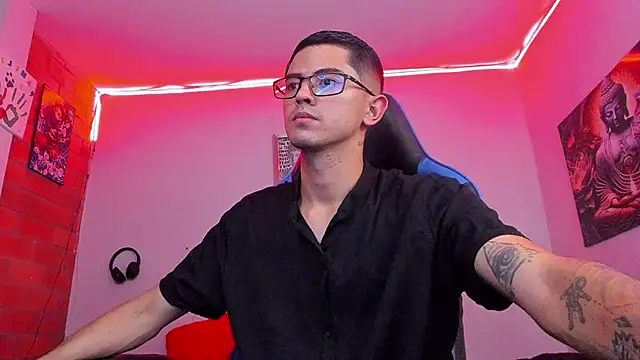 Ethan Sai    online show from October 16, 2025, 2:31 am