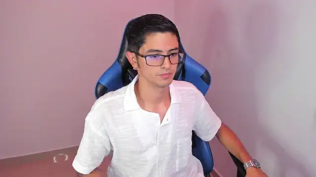 Ethan Sai    online show from January 11, 2025, 9:15 pm