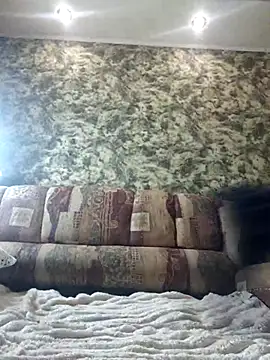 Snapshot of Butterfly_Lily chatting on October 28, 2025, 7:07 am Butterfly Lily online show from October 28, 2025, 7:07 am