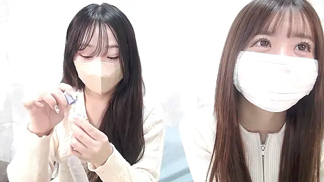 LOVE MOMO LOVE online show from September 26, 2025, 11:17 am