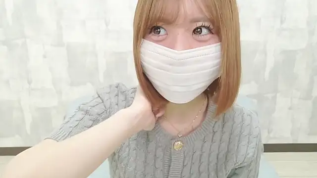 LOVE MOMO LOVE online show from April 21, 2026, 11:39 am