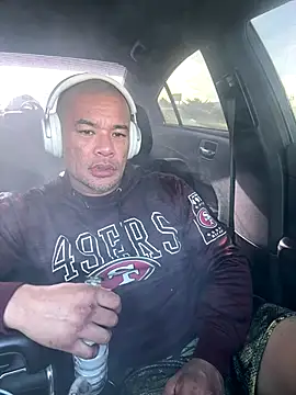 EatMyCake831 online show from December 15, 2025, 6:14 pm