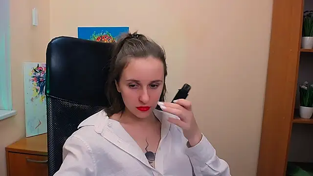 Snapshot of _Nicole_new chatting on February 17, 2025, 4:06 pm  Nicole new online show from February 17, 2025, 4:06 pm