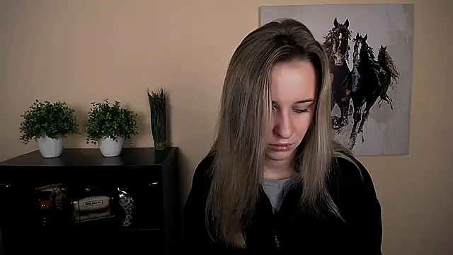  Nicole new online show from February 10, 2026, 11:31 am