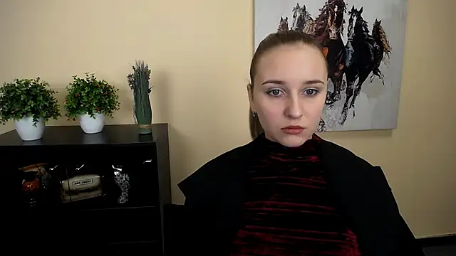  Nicole new online show from November 2, 2025, 9:25 am