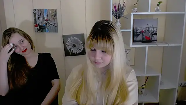 Snapshot of _Nicole_new chatting on March 13, 2025, 2:23 pm  Nicole new online show from March 13, 2025, 2:23 pm