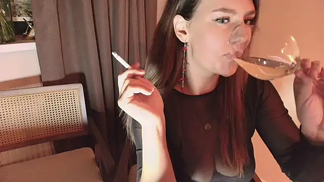 Snapshot of Nina24 chatting on October 11, 2025, 8:21 pm Nina24 online show from October 11, 2025, 8:21 pm