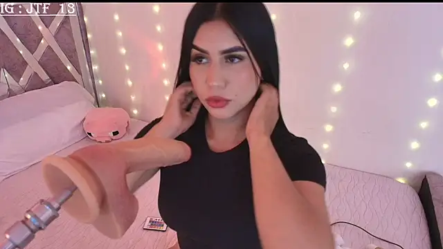 sweety mariann1 online show from March 18, 2026, 10:43 pm