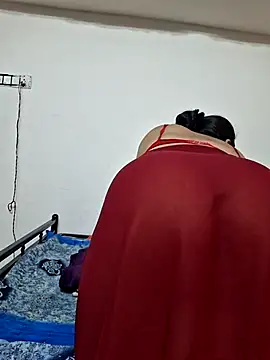 Snapshot of your_fantecy1 chatting on December 4, 2025, 8:30 pm your fantecy1 online show from December 4, 2025, 8:30 pm