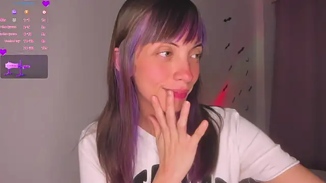 Snapshot of MiaGoth_ chatting on November 8, 2025, 11:08 pm MiaGoth online show from November 8, 2025, 11:08 pm