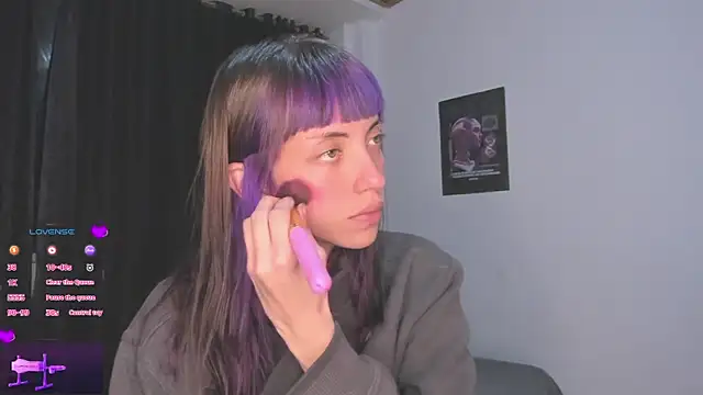 Snapshot of MiaGoth_ chatting on October 8, 2025, 1:51 am MiaGoth online show from October 8, 2025, 1:51 am