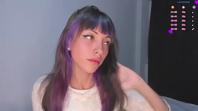 Snapshot of MiaGoth_ chatting on October 17, 2025, 11:50 pm MiaGoth online show from October 17, 2025, 11:50 pm