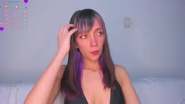 Snapshot of MiaGoth_ chatting on November 13, 2025, 9:08 pm MiaGoth online show from November 13, 2025, 9:08 pm