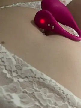 mystik a online show from March 5, 2026, 3:47 am