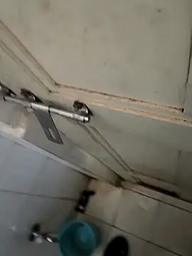 yourboy2000   online show from October 15, 2025, 7:38 am