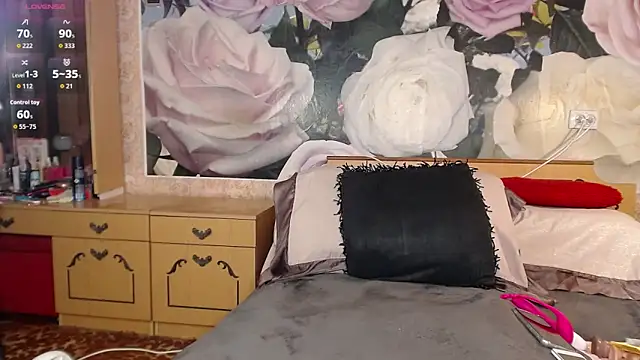 Snapshot of MarineSweet chatting on October 25, 2025, 10:03 am MarineSweet online show from October 25, 2025, 10:03 am