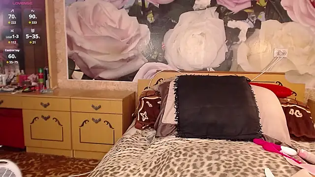 Snapshot of MarineSweet chatting on November 30, 2025, 12:50 pm MarineSweet online show from November 30, 2025, 12:50 pm