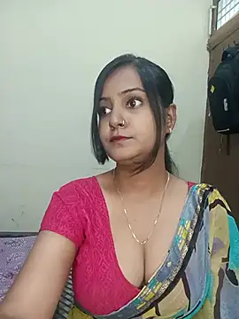 Snapshot of Miss-Riyasingh chatting on July 13, 2026, 12:37 pm Miss-Riyasingh online show from July 13, 2026, 12:37 pm