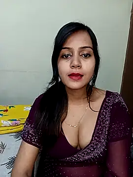 Snapshot of Miss-Riyasingh chatting on November 19, 2025, 5:13 pm Miss-Riyasingh online show from November 19, 2025, 5:13 pm