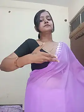 Snapshot of Miss-Riyasingh chatting on June 13, 2026, 2:04 pm Miss-Riyasingh online show from June 13, 2026, 2:04 pm