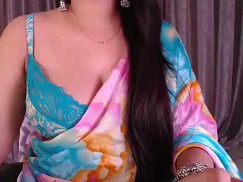Snapshot of Sexy_Myra18 chatting on June 3, 2026, 3:29 am Sexy Myra18 online show from June 3, 2026, 3:29 am