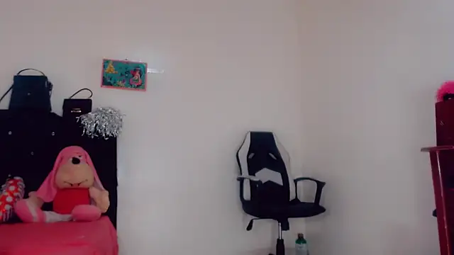 Snapshot of Oriana_braom chatting on November 22, 2025, 7:13 pm Oriana braom online show from November 22, 2025, 7:13 pm