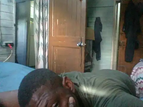 Snapshot of PELOVER chatting on October 22, 2025, 8:52 pm PELOVER online show from October 22, 2025, 8:52 pm