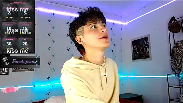 Snapshot of jeanfarelo chatting on September 21, 2025, 5:01 am jeanfarelo online show from September 21, 2025, 5:01 am