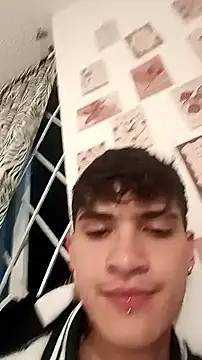 Snapshot of jeanfarelo chatting on September 24, 2025, 12:40 am jeanfarelo online show from September 24, 2025, 12:40 am