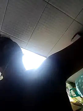 Snapshot of Mmm992170 chatting on March 2, 2026, 8:32 am Mmm992170 online show from March 2, 2026, 8:32 am