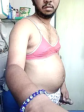 Snapshot of Mmm992170 chatting on January 18, 2026, 7:12 am Mmm992170 online show from January 18, 2026, 7:12 am