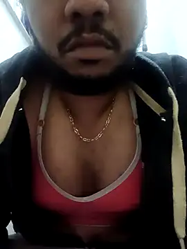 Snapshot of Mmm992170 chatting on January 12, 2026, 9:31 pm Mmm992170 online show from January 12, 2026, 9:31 pm