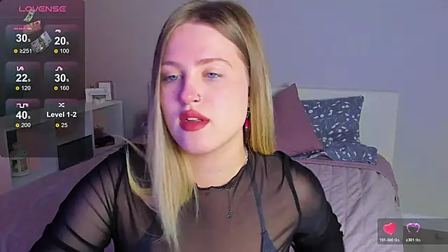 Snapshot of _Sarah_Soul_ chatting on November 6, 2025, 11:42 pm Sarah Soul online show from November 6, 2025, 11:42 pm