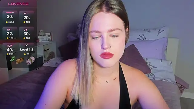 Snapshot of _Sarah_Soul_ chatting on October 24, 2025, 12:20 am Sarah Soul online show from October 24, 2025, 12:20 am