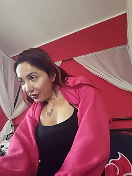 Snapshot of Carolina_red chatting on March 4, 2026, 3:09 pm Carolina red online show from March 4, 2026, 3:09 pm