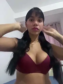 Snapshot of -Naomyy- chatting on May 2, 2026, 1:00 am -Naomyy- online show from May 2, 2026, 1:00 am