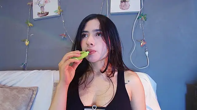 adara johnson   online show from March 7, 2026, 1:05 pm