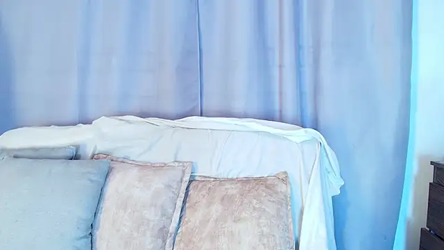 Snapshot of adara_johnson__ chatting on November 1, 2025, 11:48 am adara johnson online show from November 1, 2025, 11:48 am