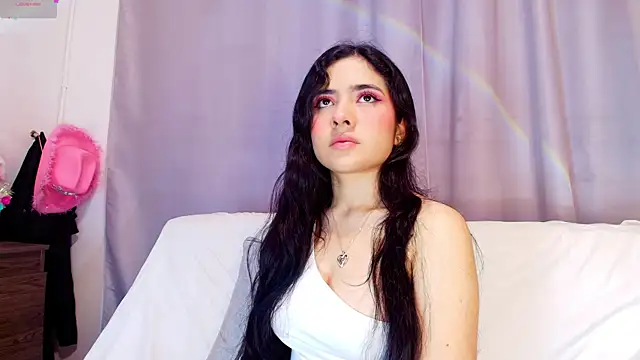 Snapshot of adara_johnson__ chatting on October 25, 2025, 11:42 am adara johnson online show from October 25, 2025, 11:42 am