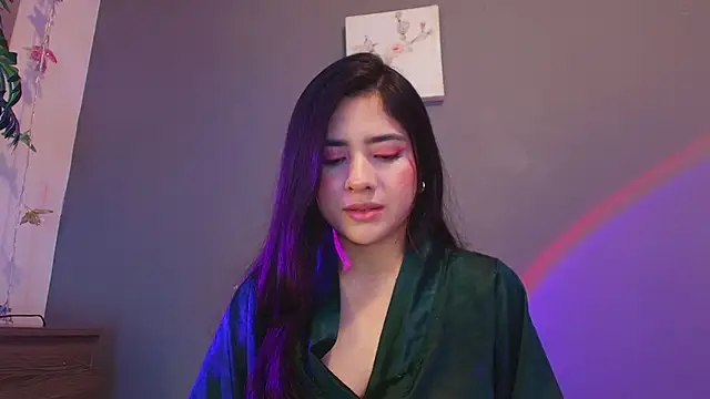 Snapshot of adara_johnson__ chatting on June 7, 2026, 11:48 am adara johnson online show from June 7, 2026, 11:48 am