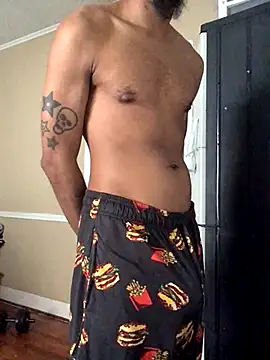 Snapshot of yosparky chatting on October 24, 2025, 7:24 pm yosparky online show from October 24, 2025, 7:24 pm