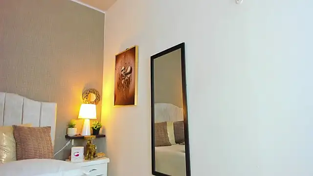 Snapshot of ValeryLovee chatting on November 28, 2025, 3:07 am ValeryLovee online show from November 28, 2025, 3:07 am