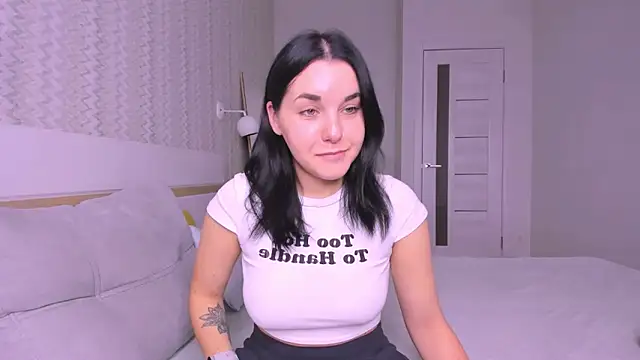 Snapshot of Kate_Ree chatting on November 11, 2025, 10:10 am Kate Ree online show from November 11, 2025, 10:10 am