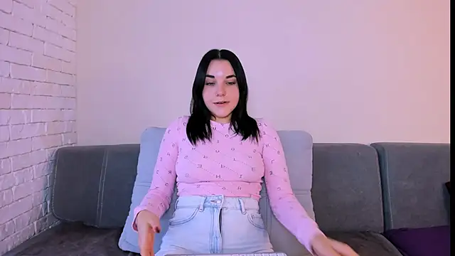 Snapshot of Kate_Ree chatting on November 16, 2025, 6:40 am Kate Ree online show from November 16, 2025, 6:40 am