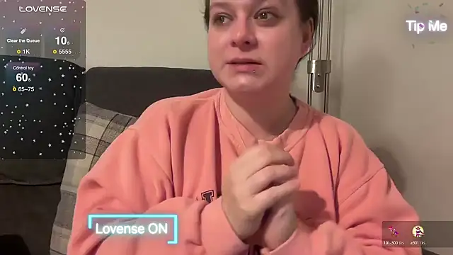 Snapshot of NaughtyWifeUK chatting on February 7, 2025, 9:48 pm NaughtyWifeUK online show from February 7, 2025, 9:48 pm