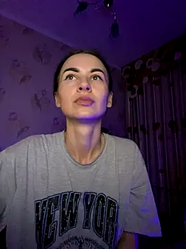 Starry Siren online show from December 6, 2024, 5:06 pm