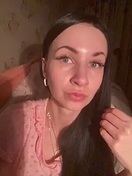 Starry Siren online show from March 13, 2026, 6:57 pm